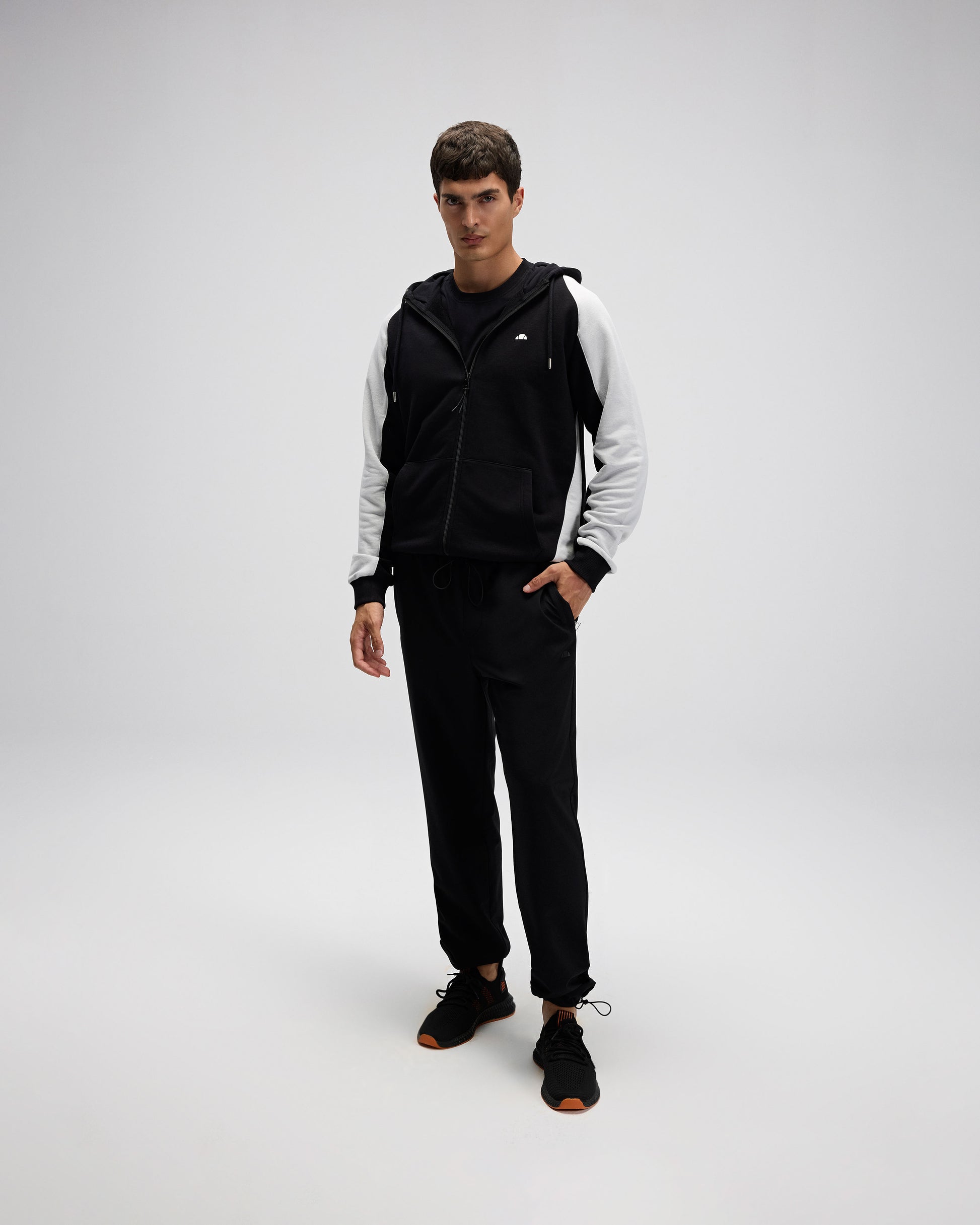 ELLESSE Erkek Siyah Fermuarlı Kapüşonlu Sweat EM560BK