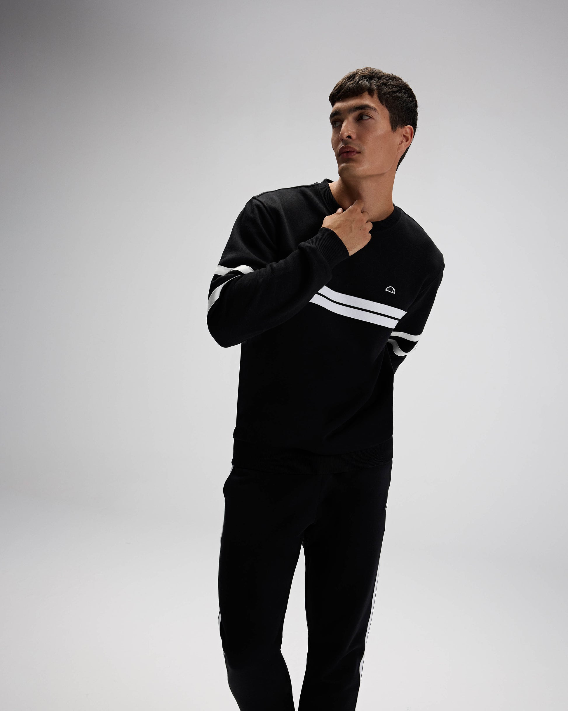 ELLESSE Erkek Siyah Sweatshirt EM618BK