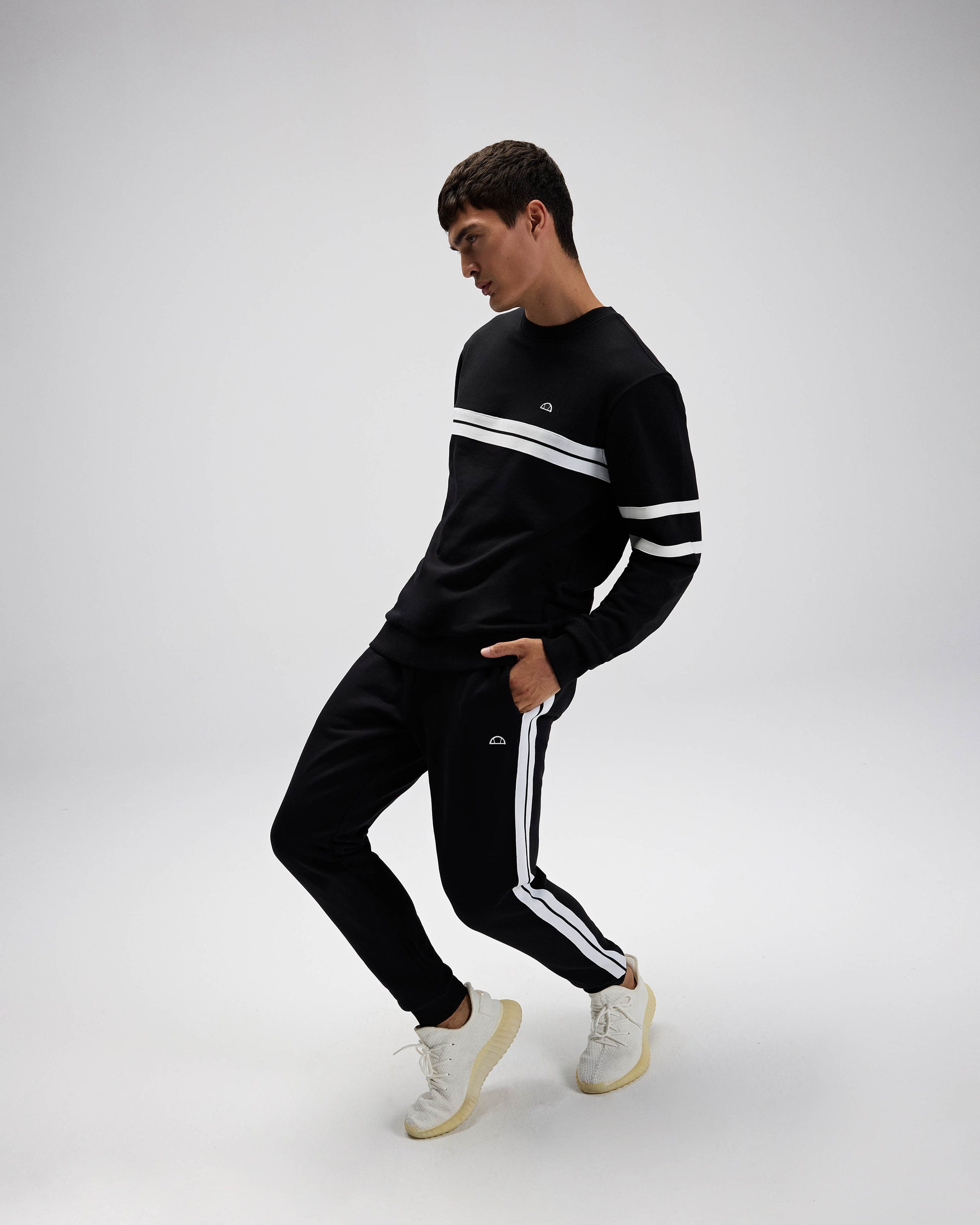 ELLESSE Erkek Siyah Sweatshirt EM618BK
