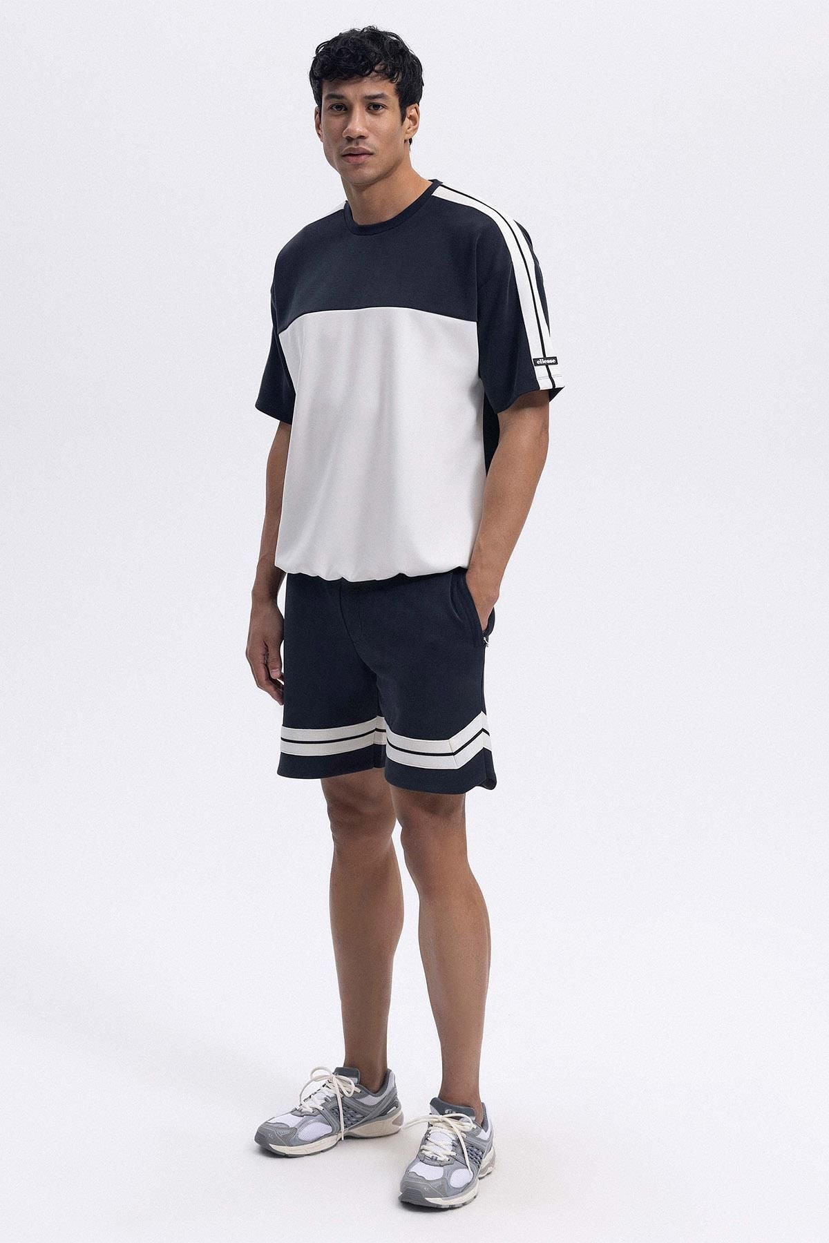Ellesse Erkek Siyah Tişört EM488