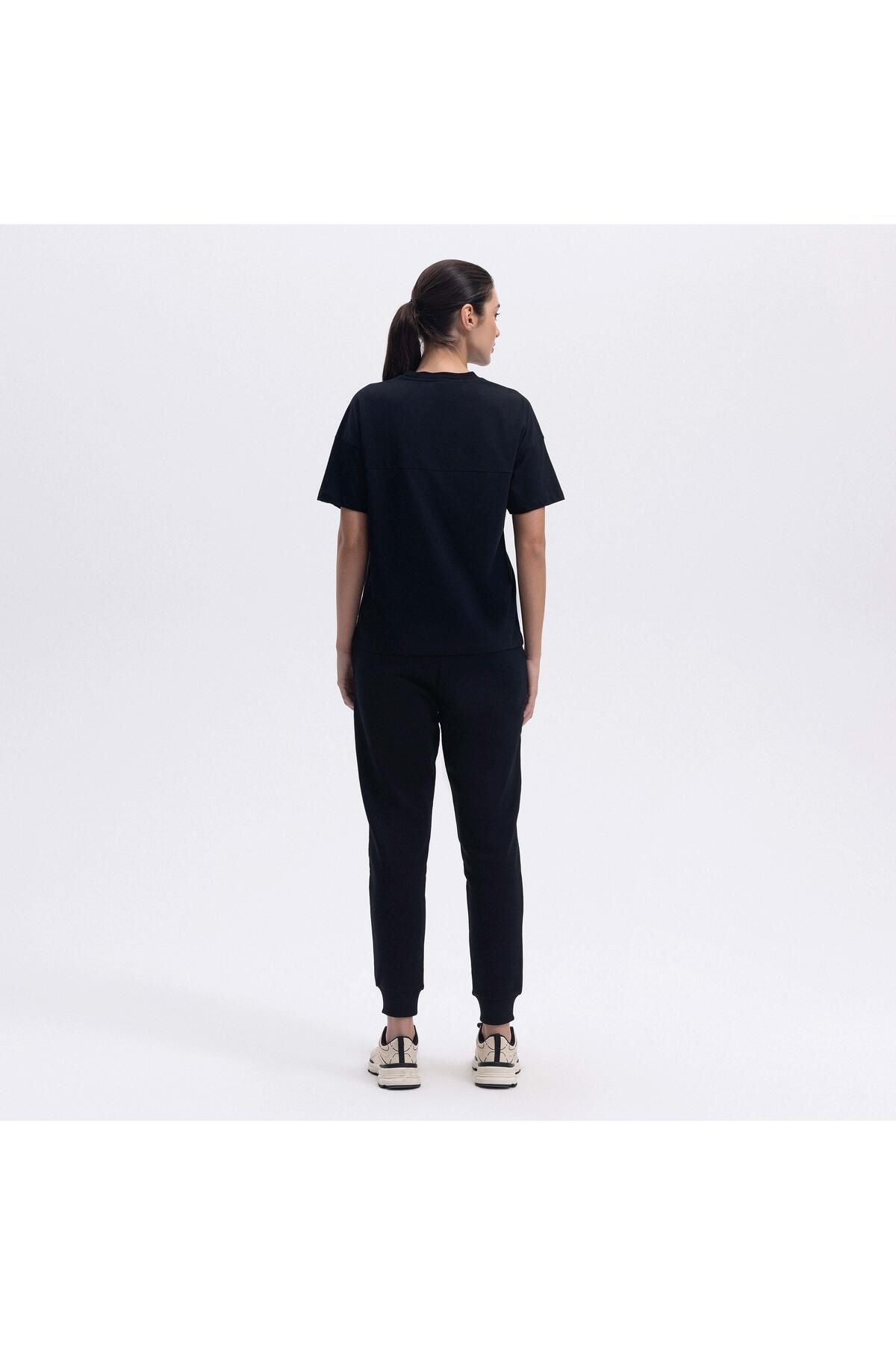 ELLESSE Kadın Siyah Tişört EF394