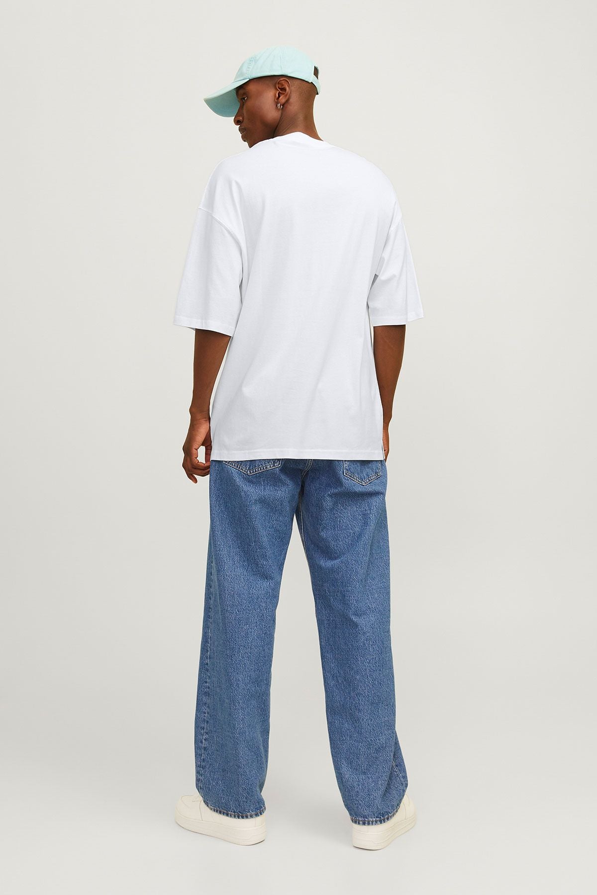 JACK JONES Erkek BEYAZ Yuvarlak Yaka Tişört 12259975