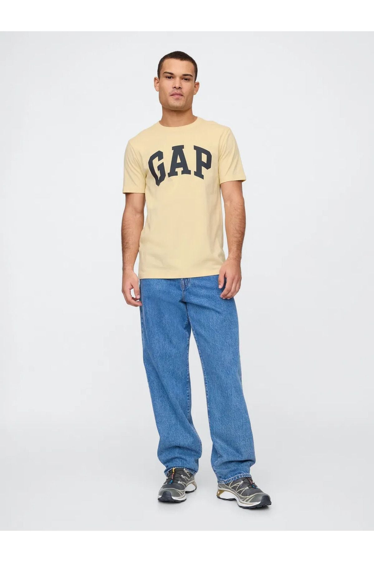 GAP Erkek Sarı Logolu Tişört 856659026