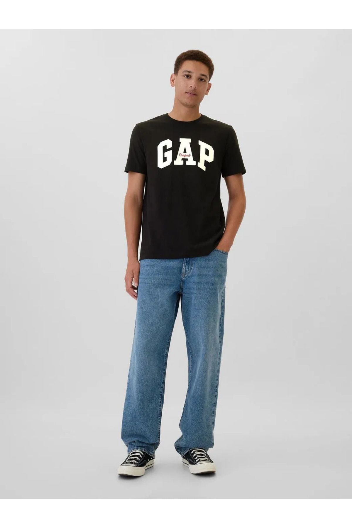 GAP Erkek Siyah Tişört 542246003