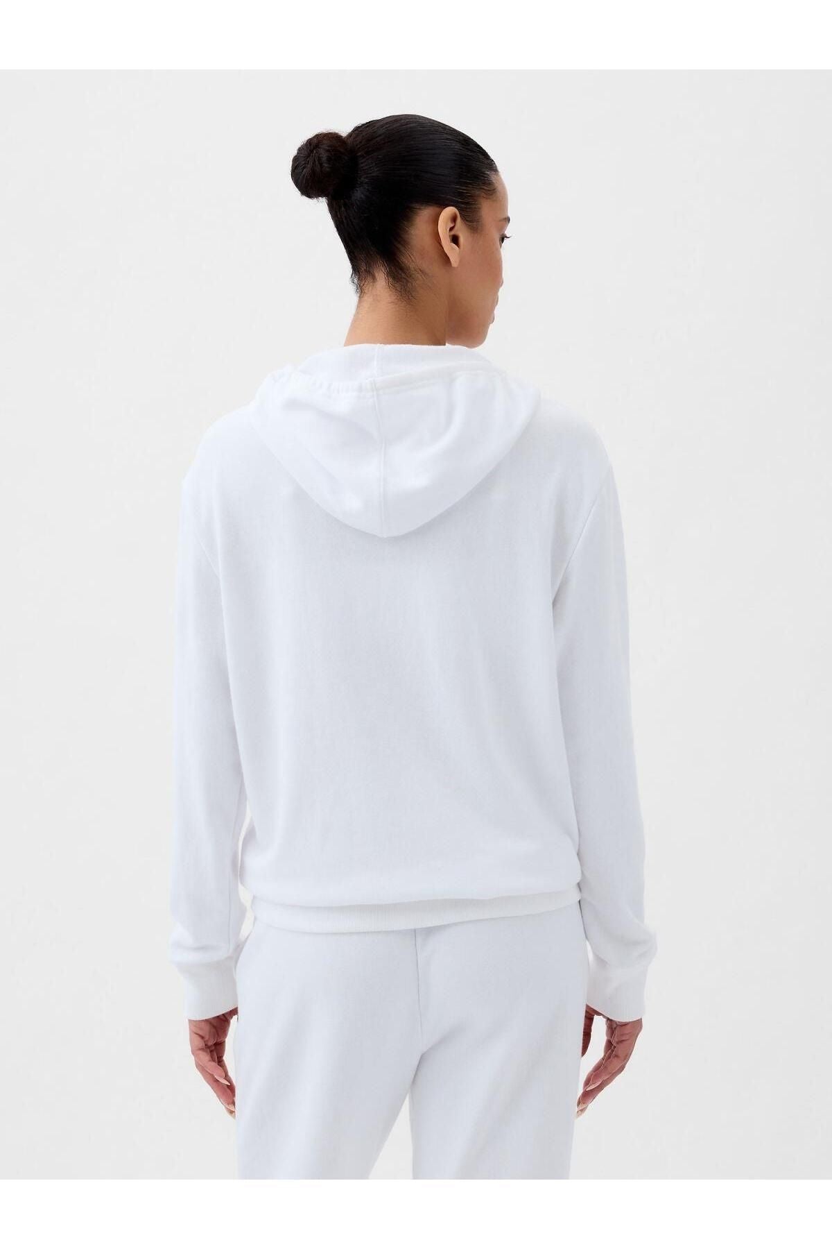 GAP Kadın Beyaz Swatshirt 870537001