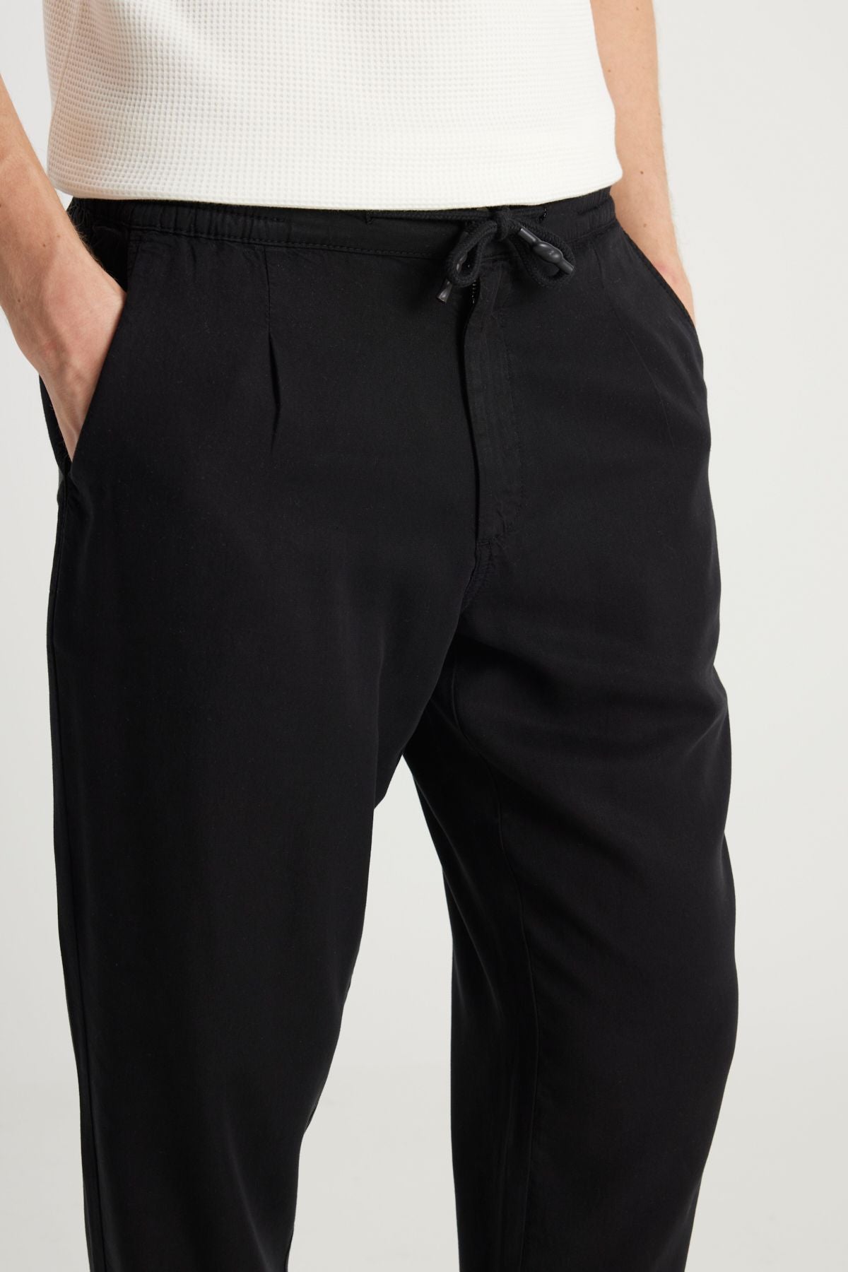 Wrangler Erkek Tencel Siyah Pantolon W221266001